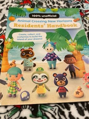 Animal Crossing New Horizons Residents' Handbook - Multicolor Cover
